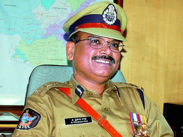 Choppers to be Used to Monitor Polling in Maoist-hit Districts Choppers to be Used to Monitor Polling in Maoist-hit Districts