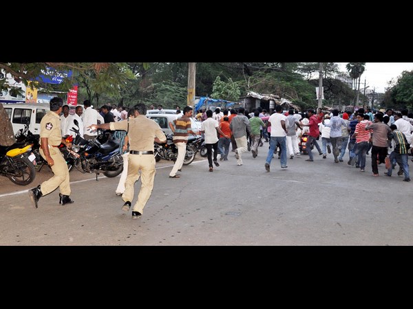 పోలీసులు