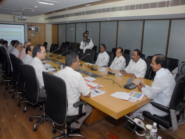 KCR wants to increase Hyderabad brand image KCR wants to increase Hyderabad brand image