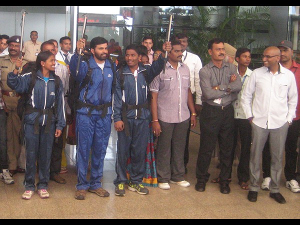 ఘన స్వాగతం