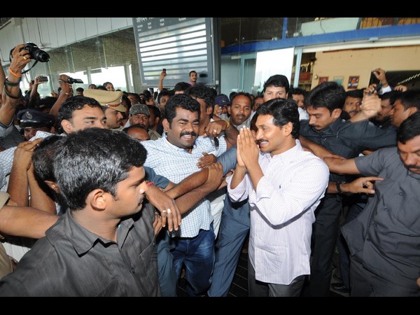 వైయస్ జగన్