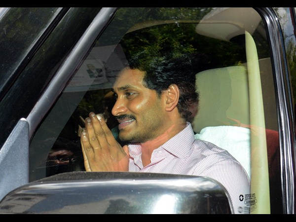 వైయస్ జగన్