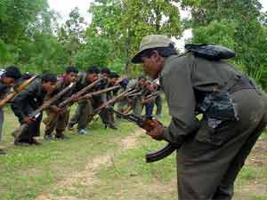 Three maoists killed in encounter Three maoists killed in encounter
