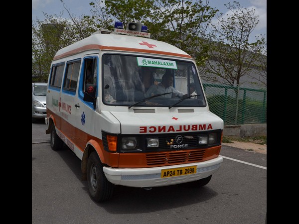 హైదరాబాద్కు మృతదేహాలు