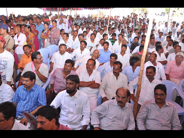 నాయిని