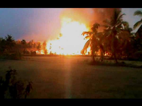 15 people burnt alive in Andhra gas pipeline explosion 15 people burnt alive in Andhra gas pipeline explosion