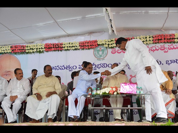 కేసీఆర్, జానా
