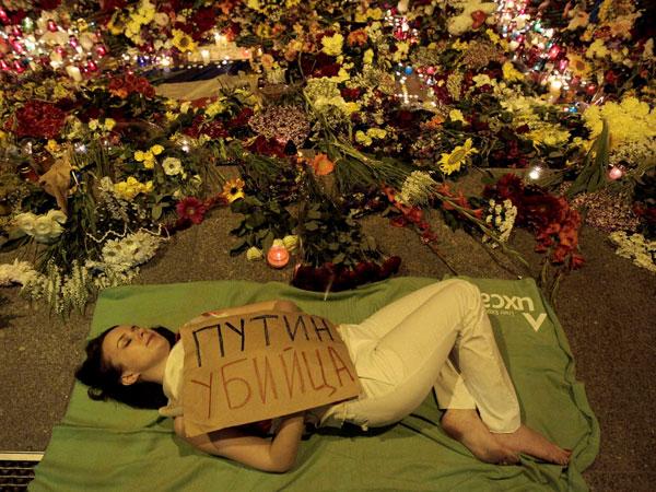 After MH370 tragedy, MH17 stuns Malaysia Airlines After MH370 tragedy, MH17 stuns Malaysia Airlines