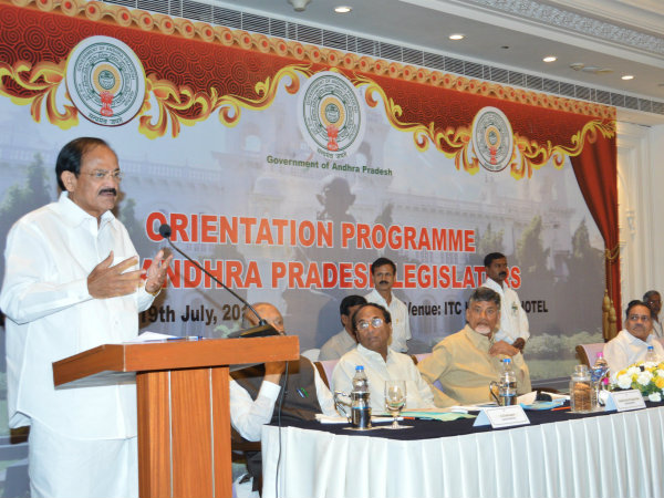 Venkaiah expresses displeasure on media Venkaiah expresses displeasure on media