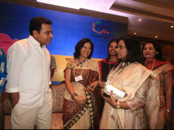 KTR talks to Lagadapati's wife KTR talks to Lagadapati's wife