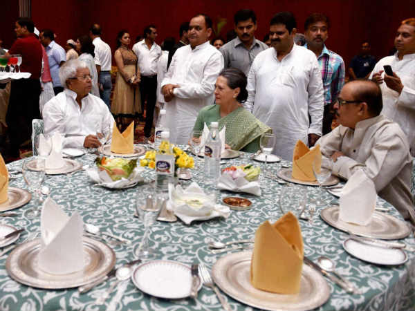 సోనియా, లాలూ