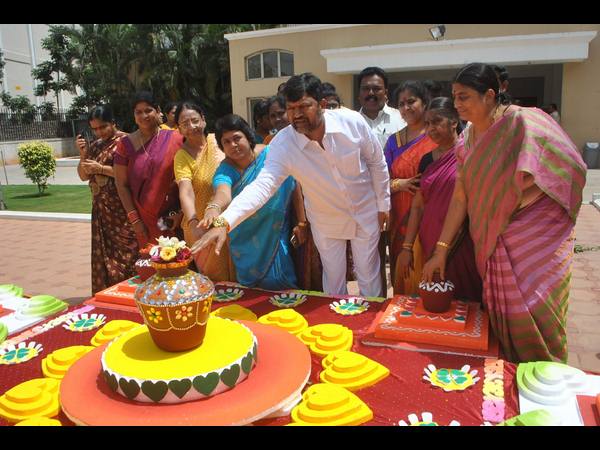 ఎన్టీఆర్ ట్రస్ట్ భవన్