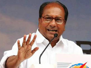 Rahul Gandhi not to be blamed for Congress defeat in Lok Sabha polls: Antony Rahul Gandhi not to be blamed for Congress defeat in Lok Sabha polls: Antony