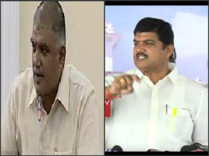 Prattipati and Dhulipalla fires at YS Jagan Prattipati and Dhulipalla fires at YS Jagan
