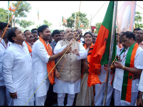 అమరవీరులకు శ్రద్ధాంజలి