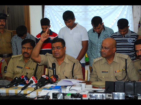 బిగ్ బజార్ చోరీ