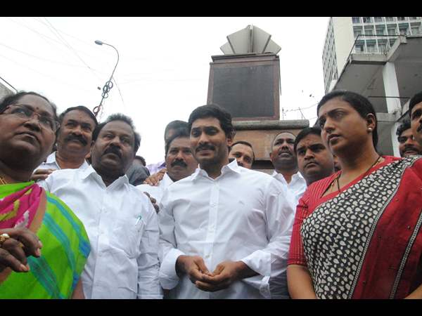 వైయస్ జగన్
