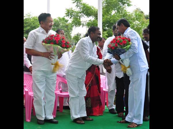 చేరికలు