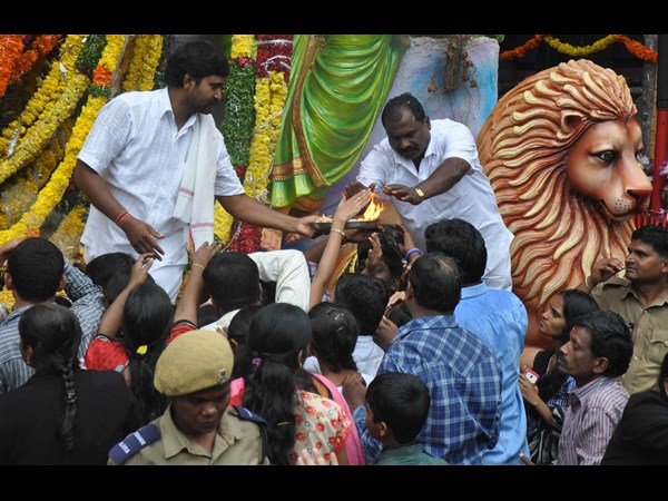 ఖైరతాబాద్ గణేశుడు సిద్ధం