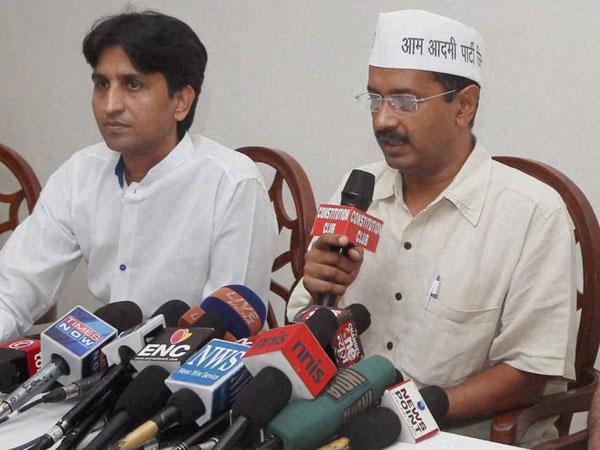 AAP’s Kumar Vishwas praises Narendra Modi, slams Kejriwal’s agitational politics AAP’s Kumar Vishwas praises Narendra Modi, slams Kejriwal’s agitational politics