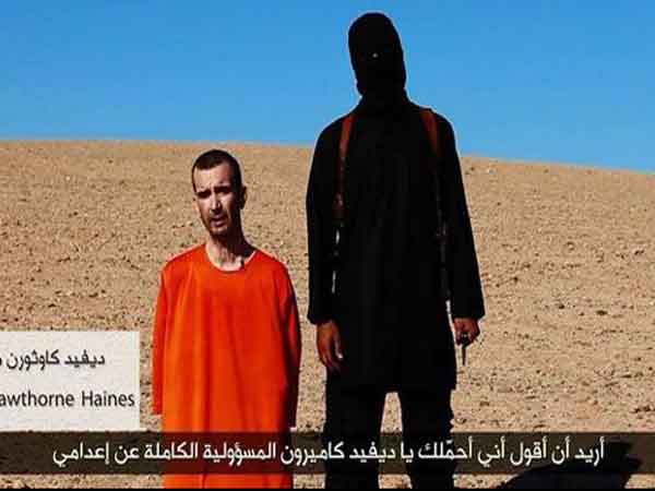 Islamic State video shows British hostage David Haines being beheaded Islamic State video shows British hostage David Haines being beheaded