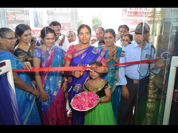 పద్మా దేవేందర్ రెడ్డి