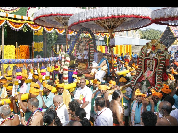 మోహినీ అవతారంలో..