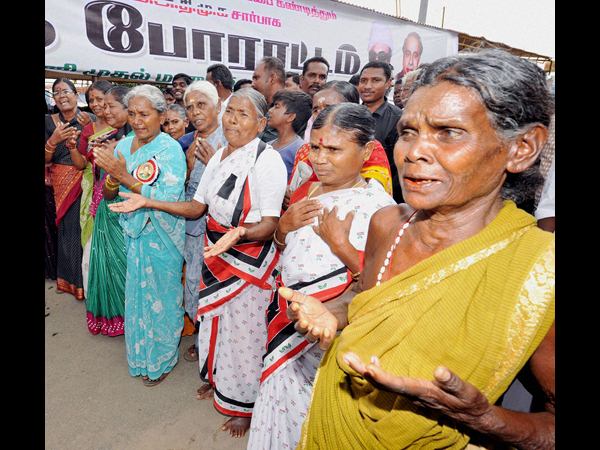 కోయంబత్తూరులో ఆందోళన
