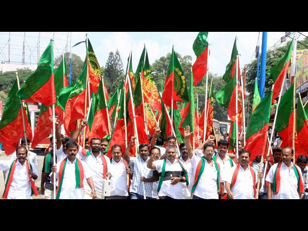 కోయంబత్తూరులో ఆందోళన