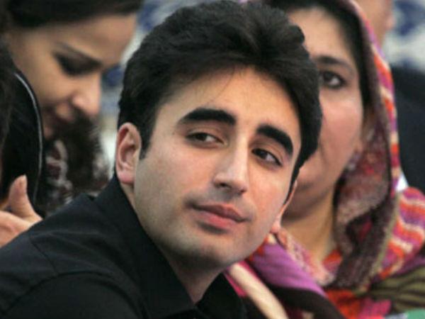 Pakistan's heartthrob Bilawal Bhutto threatens Modi to take back Kashmir, thrashed on Twitter Pakistan's heartthrob Bilawal Bhutto threatens Modi to take back Kashmir, thrashed on Twitter