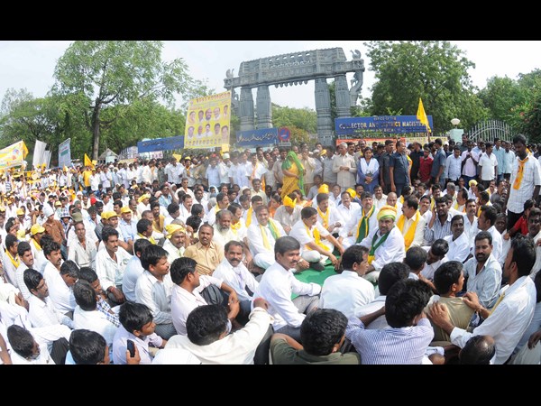 బస్సుయాత్ర