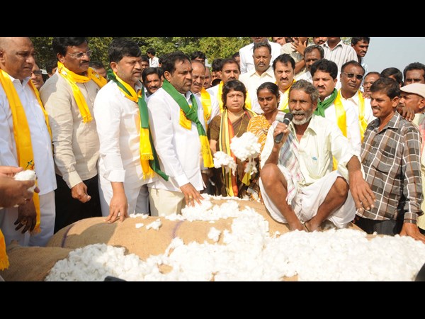 బస్సుయాత్ర