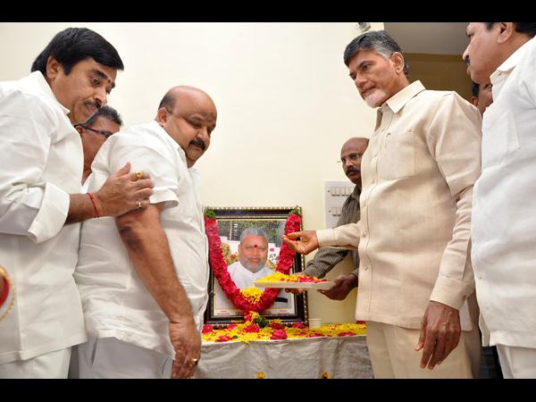 ఎర్రన్న