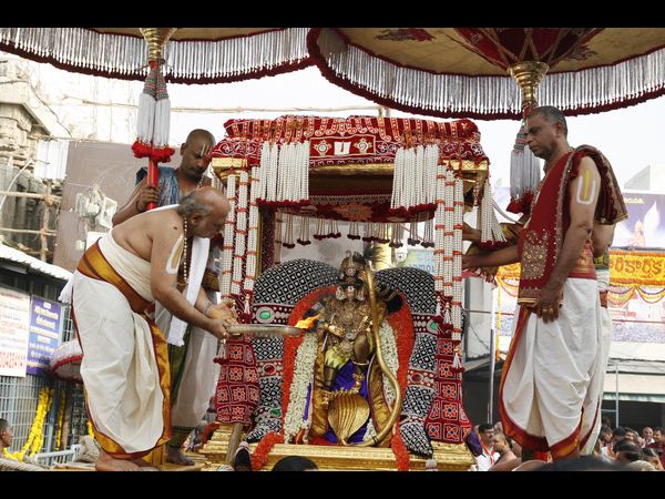 అమ్మవారి వైభవం