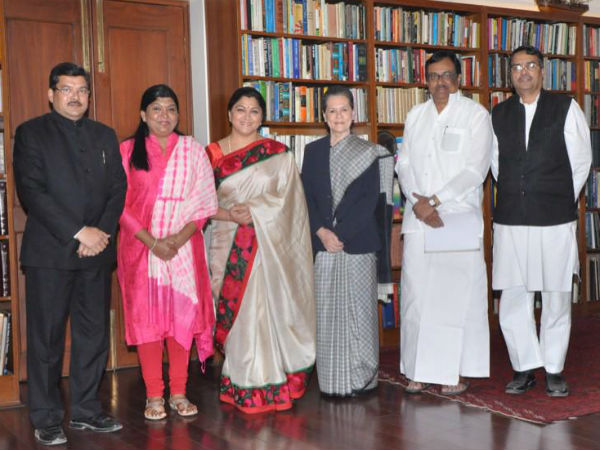 ఖుష్బూ