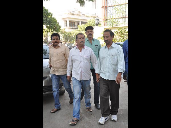 కుటుంబ సభ్యులు