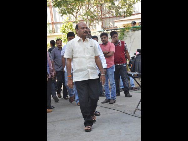 నివాళి