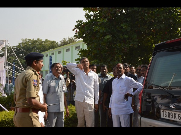 కెసిఆర్