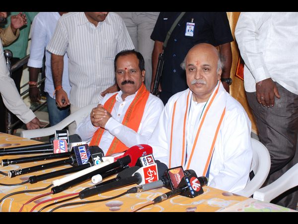 ప్రవీణ్ తొగాడియా