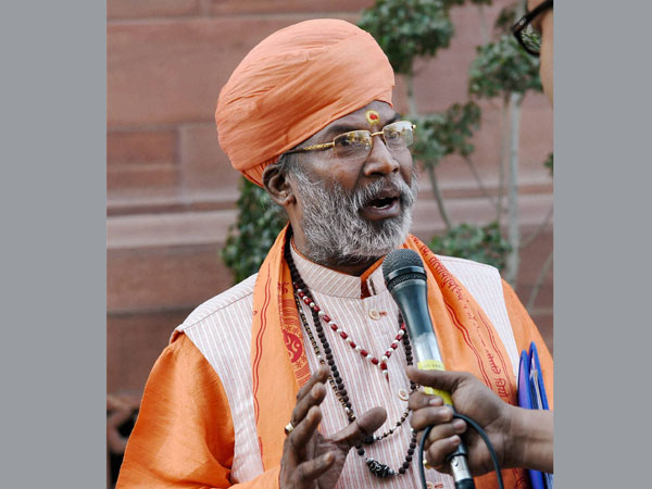 Godse a patriot remark: Sakshi Maharaj apologizes in Parliament Godse a patriot remark: Sakshi Maharaj apologizes in Parliament