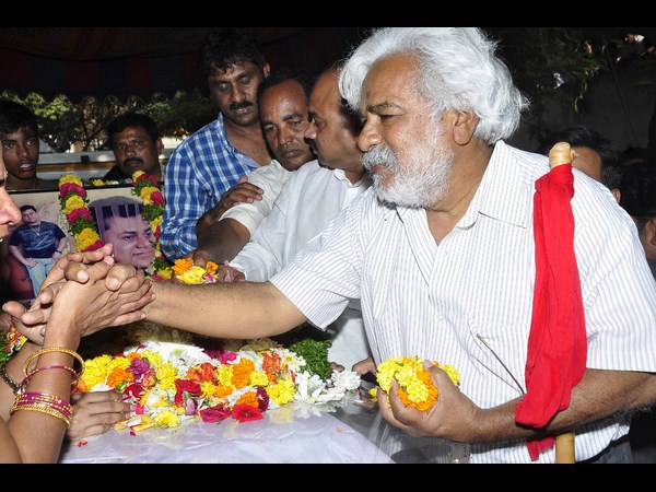 చక్రి