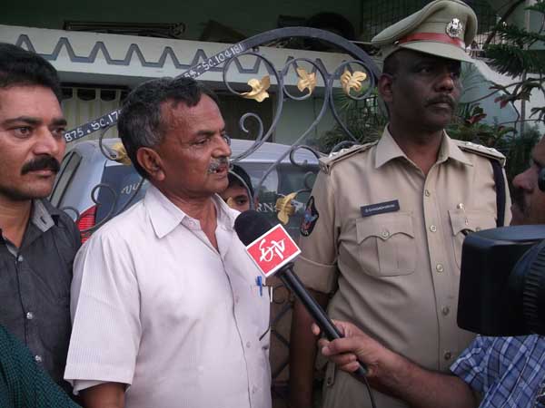 తండ్రి కృతజ్ఞతలు