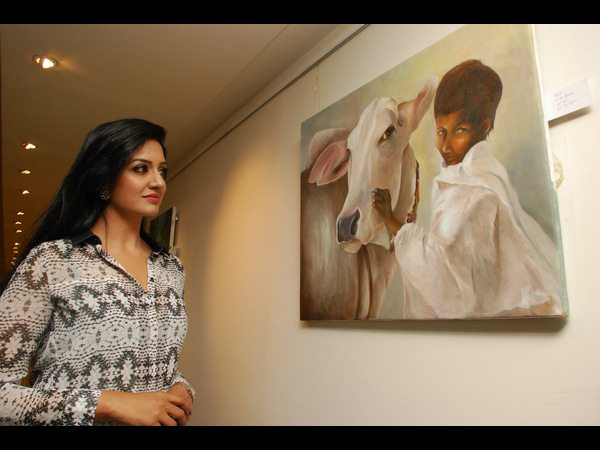 రాధా వల్లూరి