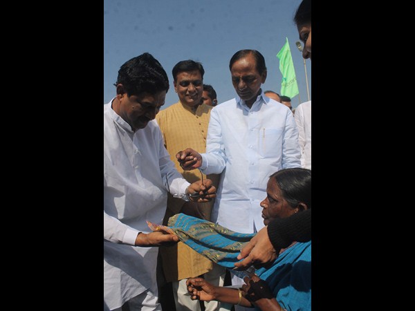 కేసీఆర్