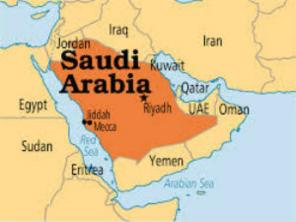 Three dead in Saudi Arabia in a road accident Three dead in Saudi Arabia in a road accident