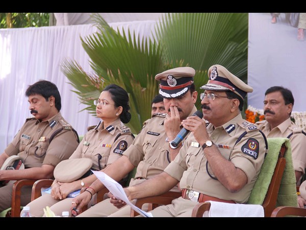 ఫేస్బుక్, గ్రూప్ మెసేజ్లు