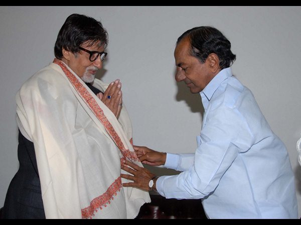కేసీఆర్ ఇంటికి అమితాబ్, నాగ్