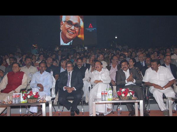 కేసీఆర్ - అమితాబ్ - నాగార్జున