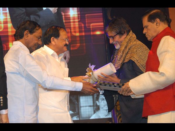 కేసీఆర్ - అమితాబ్ - నాగార్జున
