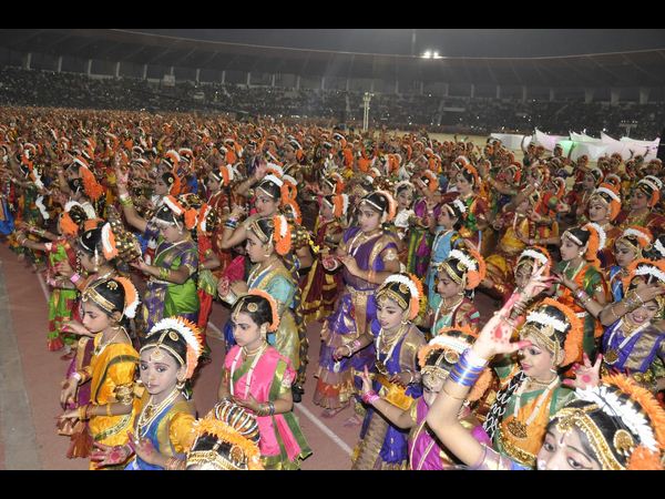 నృత్య సమ్మేళనం